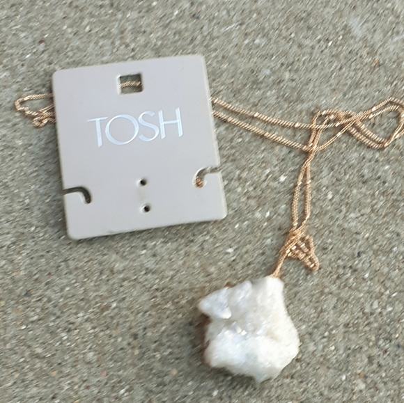 Import Brand August Quartz Geode Necklace - Picture 6 of 9